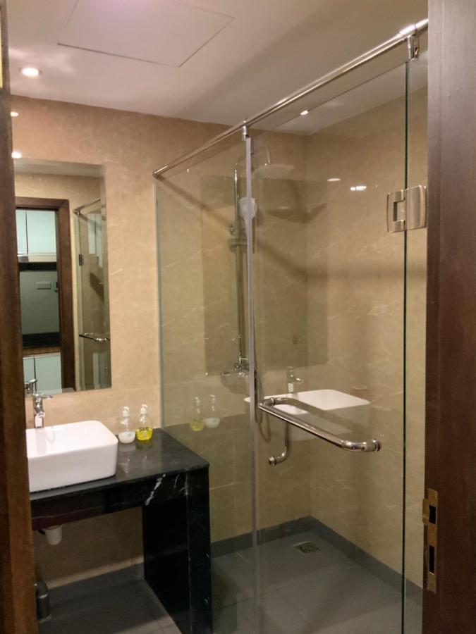 Palam Mansion At Aston Apartment - Batam นาโกยา ภายนอก รูปภาพ