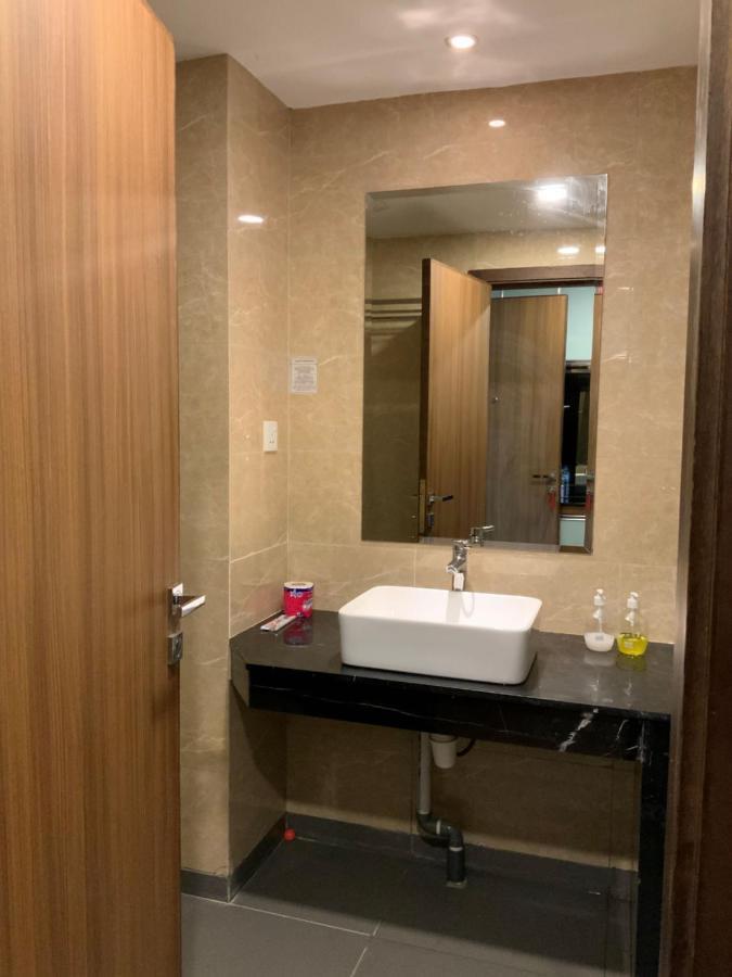 Palam Mansion At Aston Apartment - Batam นาโกยา ภายนอก รูปภาพ